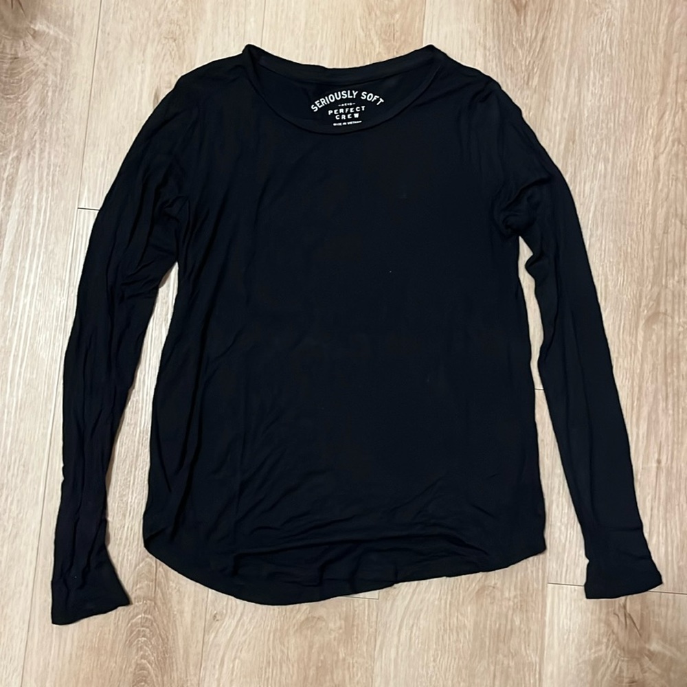 Black Tee